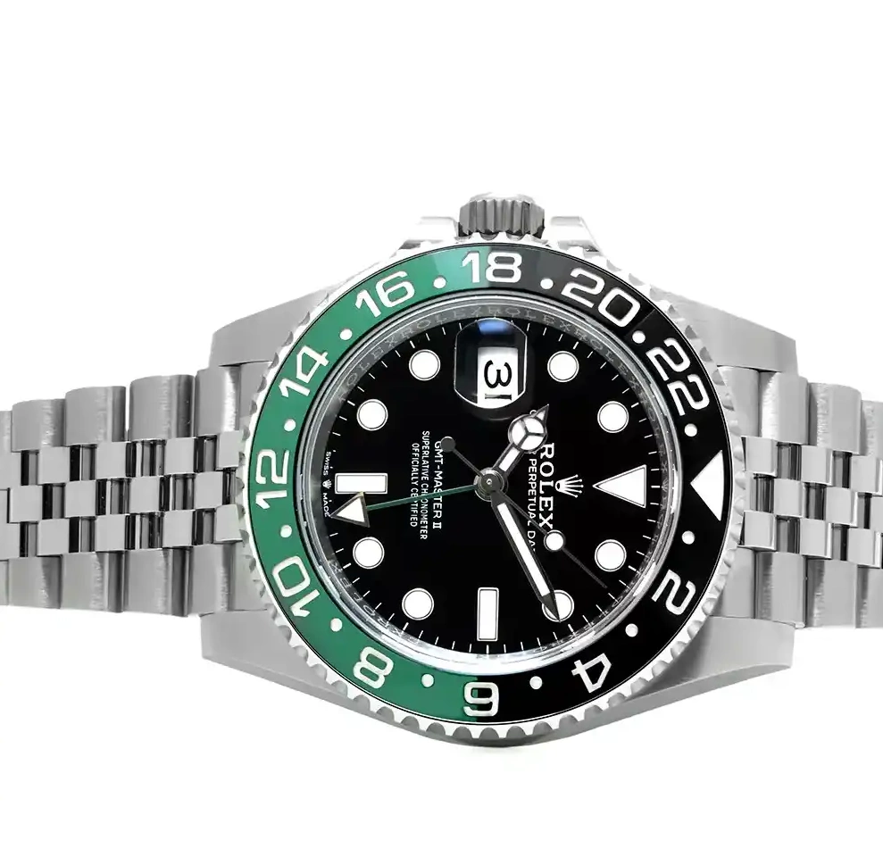 PrestigiousJewellers II Rolex GMT-Master 40mm 126720VTNR 0706